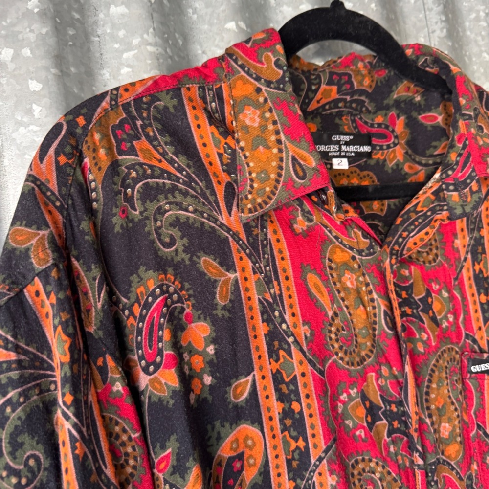 Vintage Guess by Georges Marciano Paisley Rayon Shirt Red Orange Medium USA Sz2